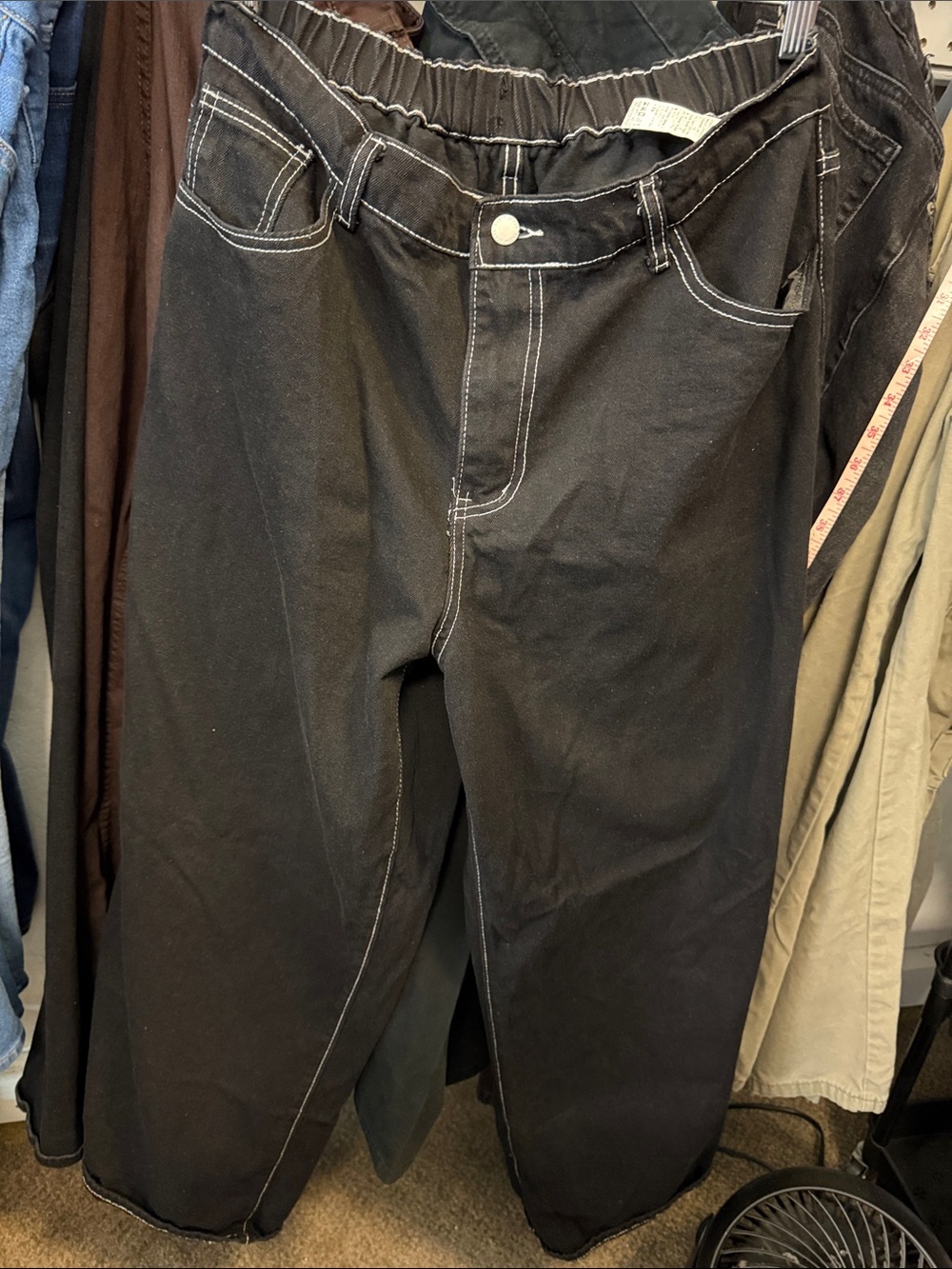 SHEIN Black Relaxed Wide-Leg Pants with Contrast Stitching